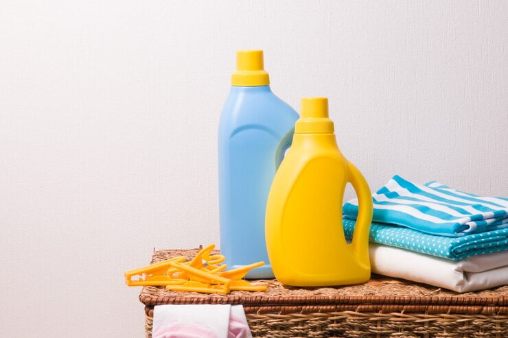 مایع لباسشویی لکه‌ بر قوی با عملکرد سریع